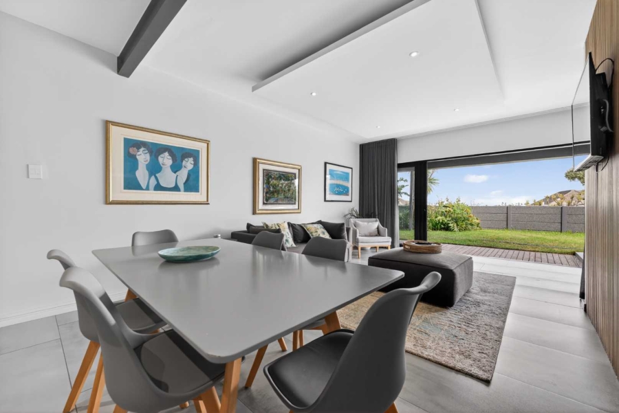 5 Bedroom Property for Sale in Camps Bay Western Cape